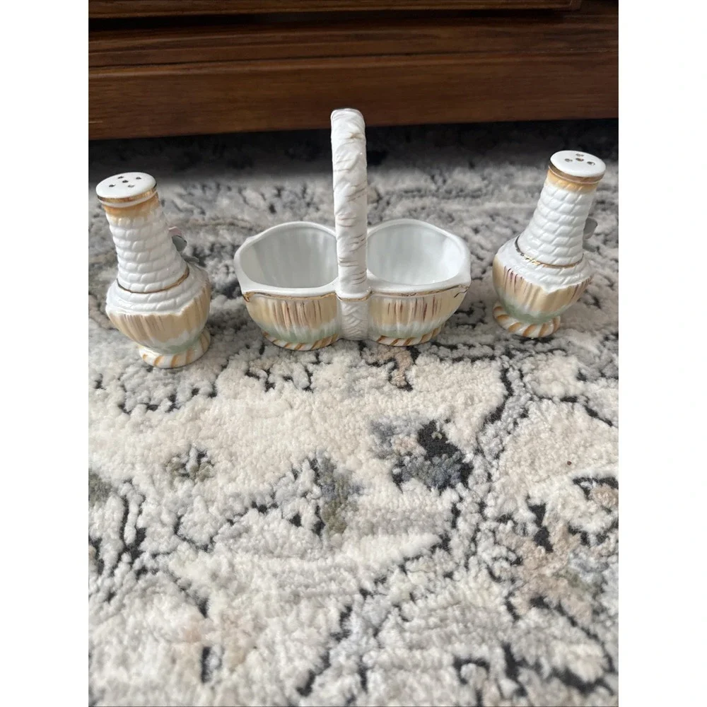 Vintage Salt And Pepper Shakers With Caddy  White Pink Roses Cottage Ceramic